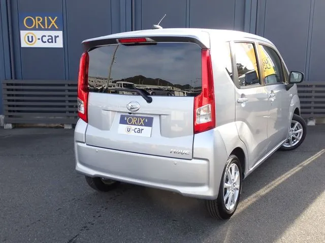 ダイハツ　ムーヴ