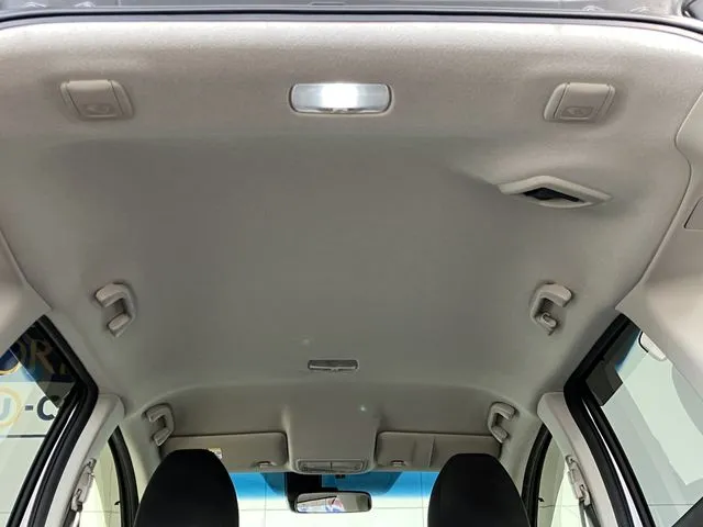 シャトル　ハイブリッド（ホンダ）の車両写真