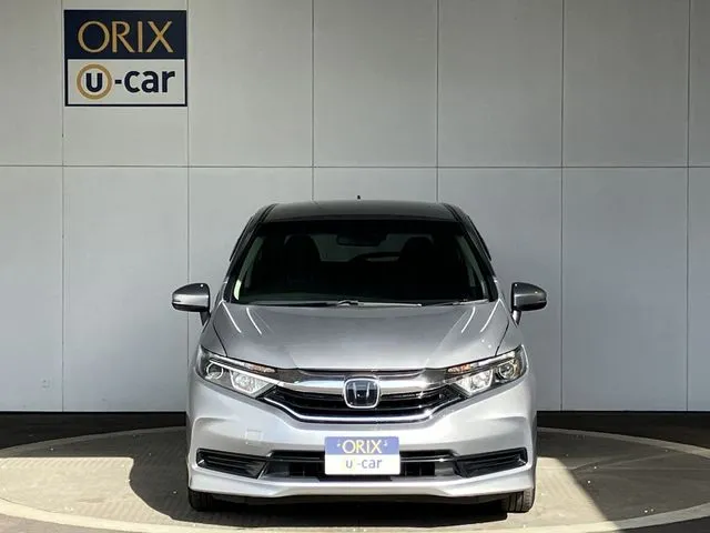 シャトル　ハイブリッド（ホンダ）の車両写真