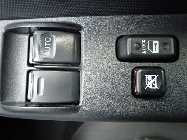 ハイエースバン　１．２５ｔ　２ＷＤ（トヨタ）の車両写真