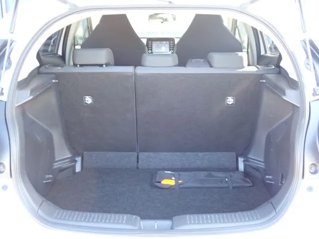 トヨタ　アクア