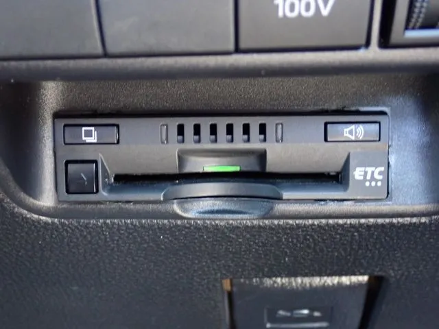 トヨタ　アクア