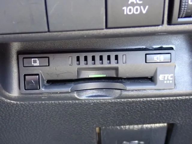 トヨタ　アクア