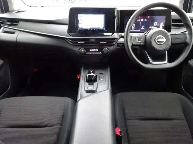 ノート（ニッサン）の車両写真