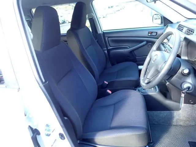 トヨタ　サクシードバン　２ＷＤ