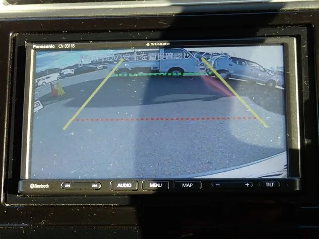 シャトル　ハイブリッド（ホンダ）の車両写真