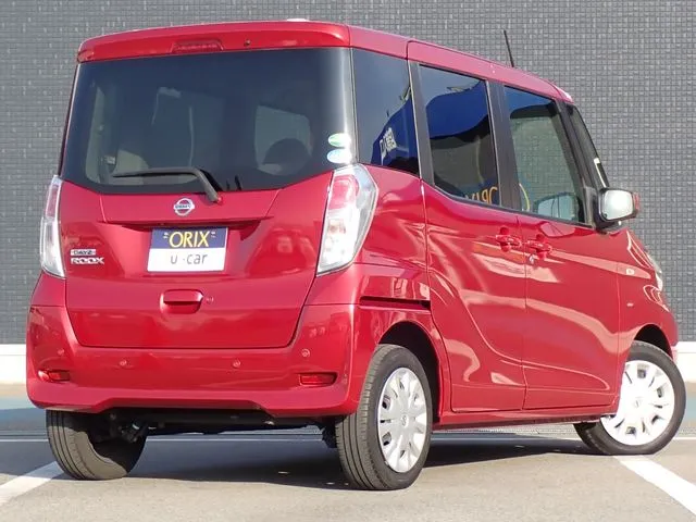 デイズ　ルークス（ニッサン）の車両写真