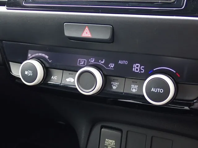 ホンダ フィット e:HEV