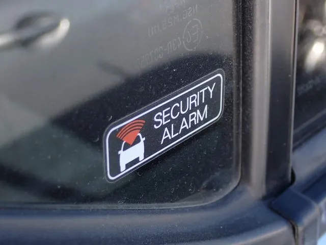 ミラ　イース（ダイハツ）の車両写真