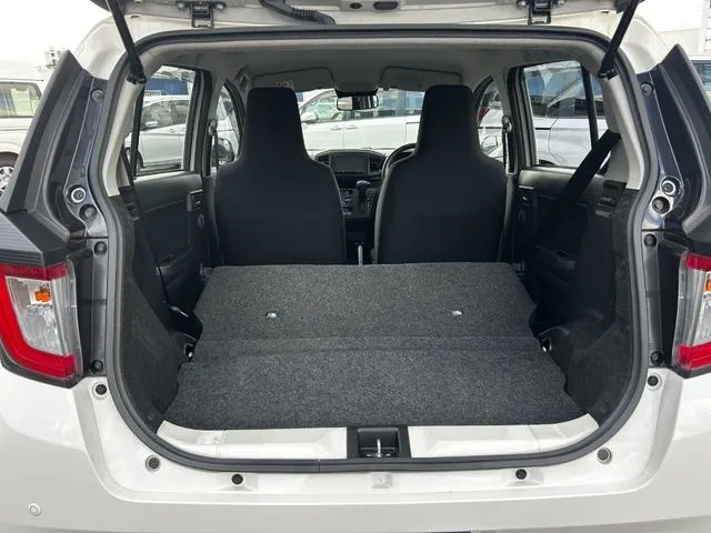 ミラ イース(ダイハツ)の車両写真