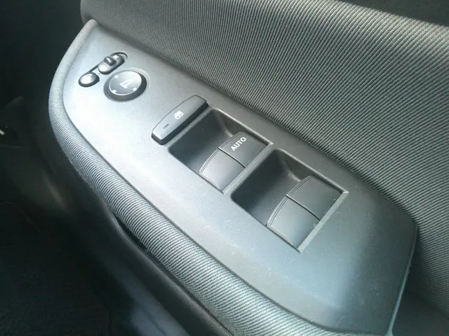 フィット　４ＷＤ（ホンダ）の車両写真