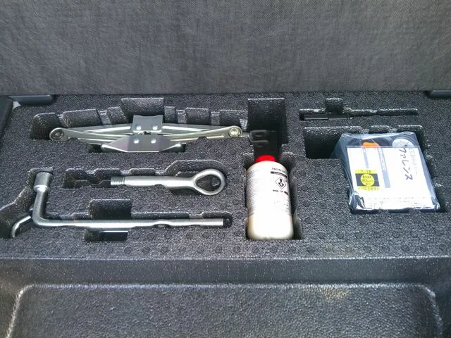 フィット　４ＷＤ（ホンダ）の車両写真