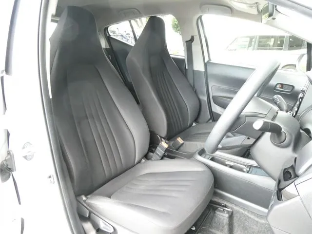 アクア（トヨタ）の車両写真