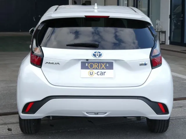 アクア（トヨタ）の車両写真