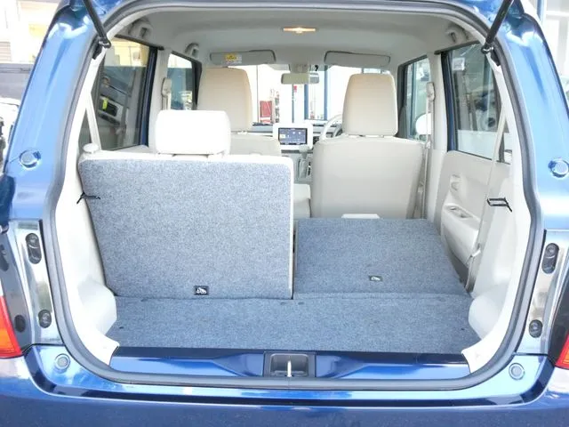 アルト　ラパン（スズキ）の車両写真