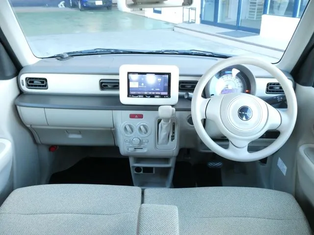 アルト　ラパン（スズキ）の車両写真