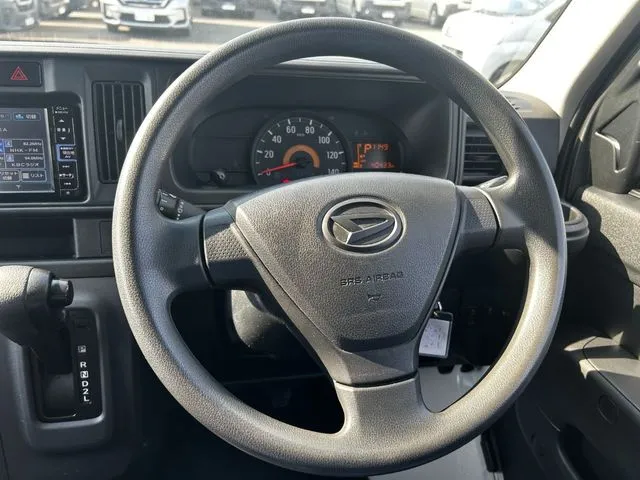 ハイゼットカーゴ（ダイハツ）の車両写真