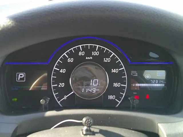 ノート 4WD(ニッサン)の車両写真