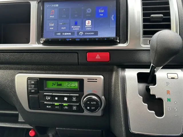 ハイエースワゴン（トヨタ）の車両写真