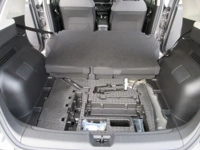 ニッサン　ノート