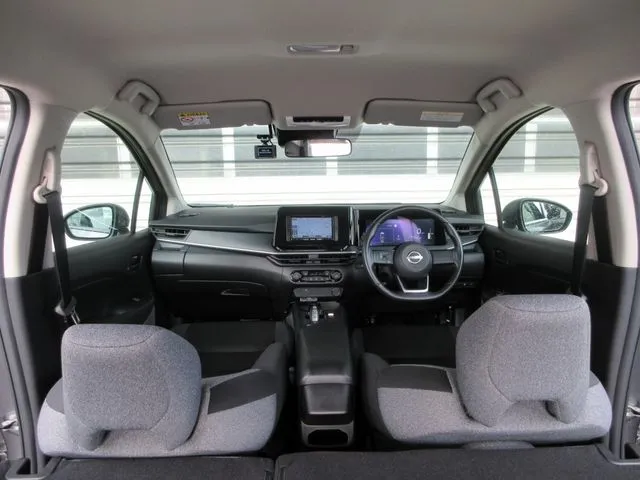 ニッサン　ノート