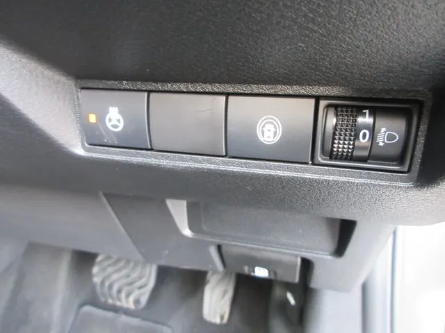 ニッサン　ノート