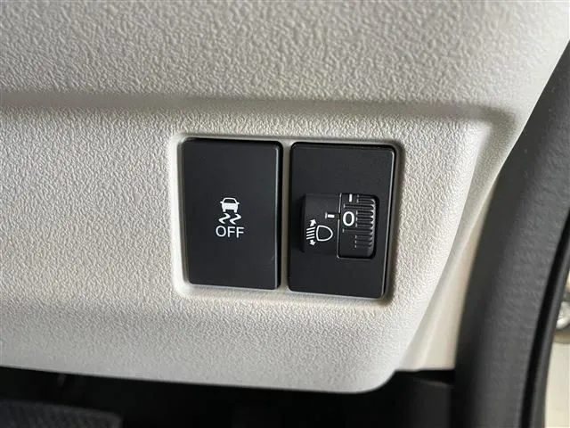 Ｎ　ＢＯＸ（ホンダ）の車両写真