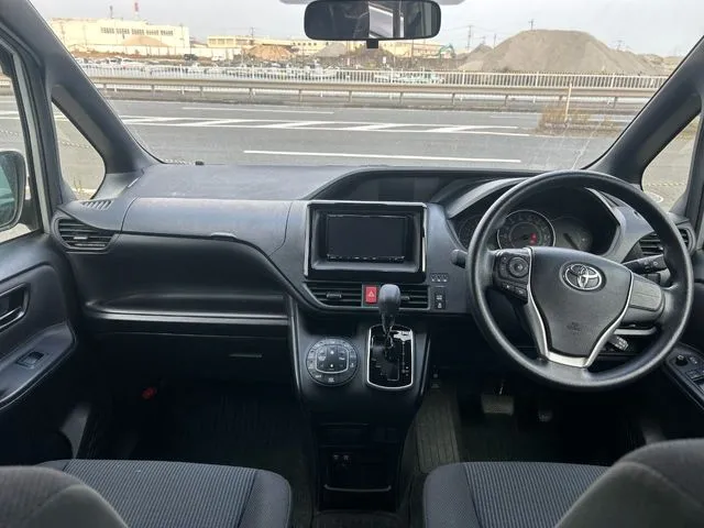 ノア（トヨタ）の車両写真