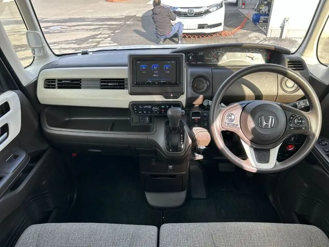 ホンダ　Ｎ　ＢＯＸ