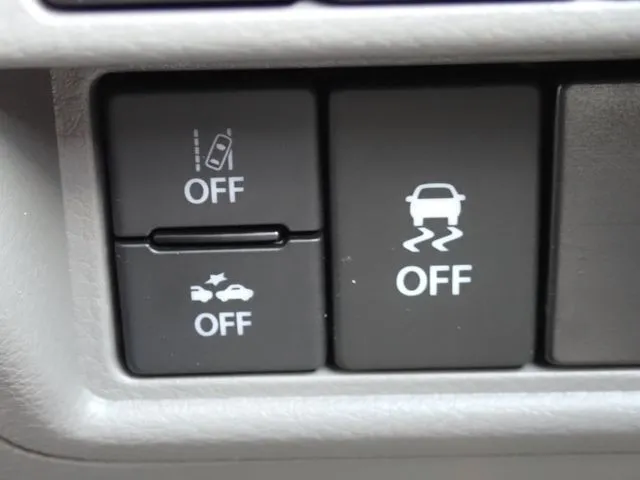 ニッサン　ＮＶ１００クリッパー