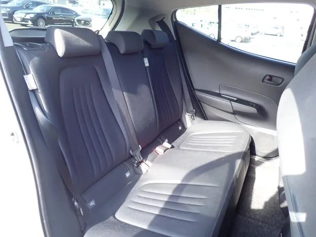 トヨタ　アクア