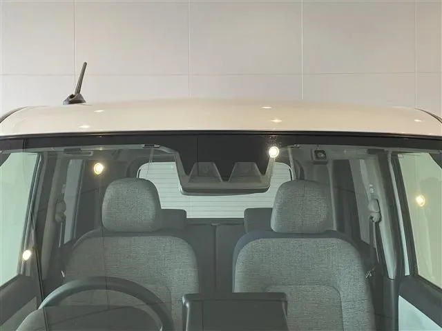 ムーヴ　キャンバス（ダイハツ）の車両写真