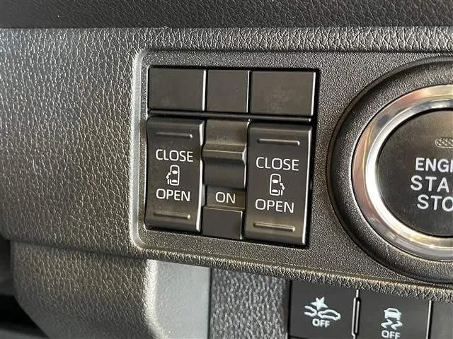 ムーヴ　キャンバス（ダイハツ）の車両写真