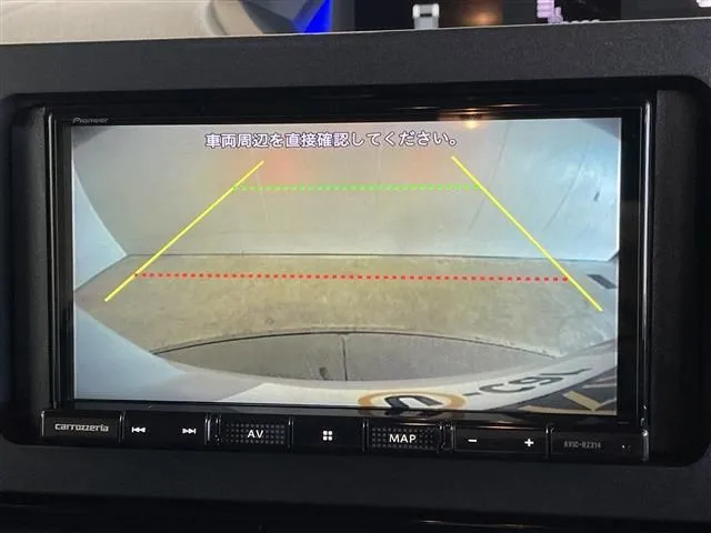 タント　カスタム（ダイハツ）の車両写真