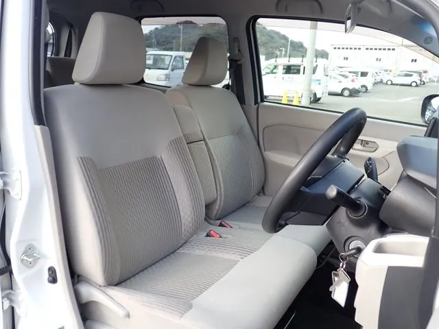 ダイハツ　ムーヴ