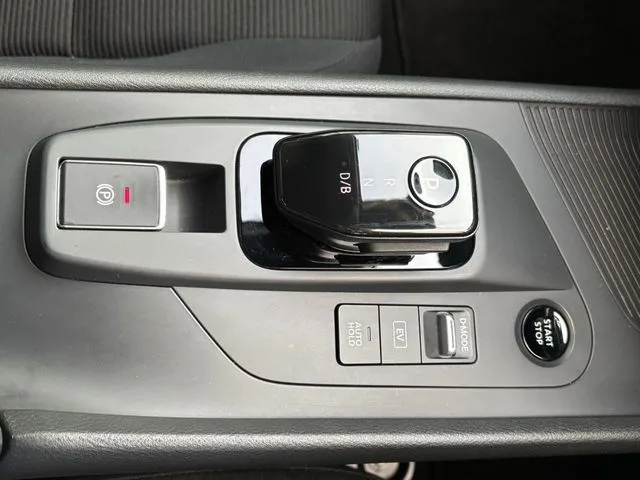 ノート（ニッサン）の車両写真