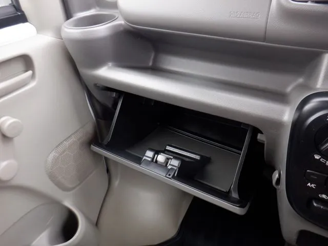 エブリイバン（スズキ）の車両写真