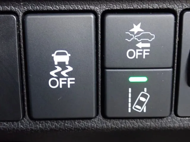 シャトル（ホンダ）の車両写真