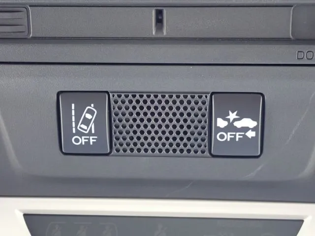 ＳＵＢＡＲＵ　ＸＶ（スバル）の車両写真