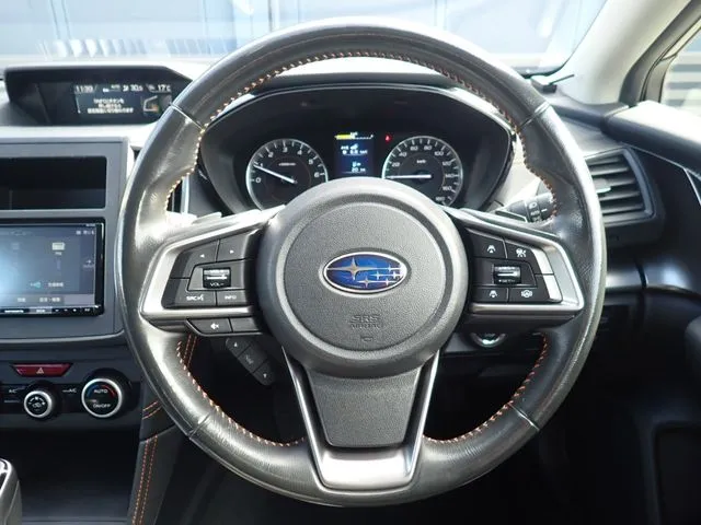 ＳＵＢＡＲＵ　ＸＶ（スバル）の車両写真