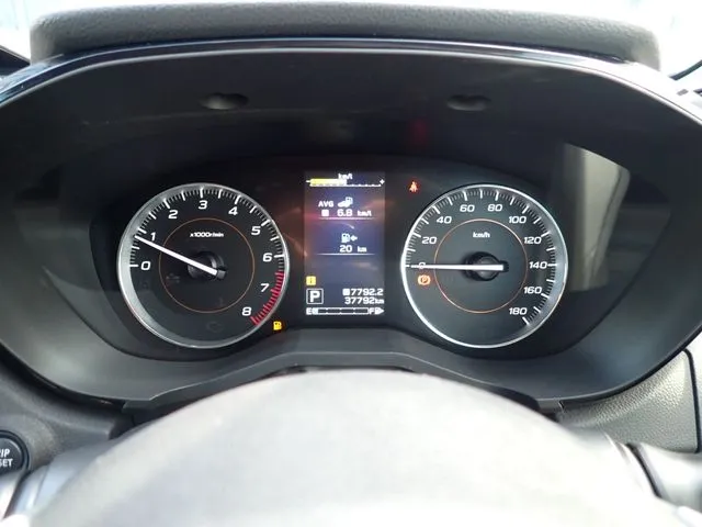 ＳＵＢＡＲＵ　ＸＶ（スバル）の車両写真