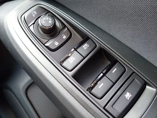 ＳＵＢＡＲＵ　ＸＶ（スバル）の車両写真