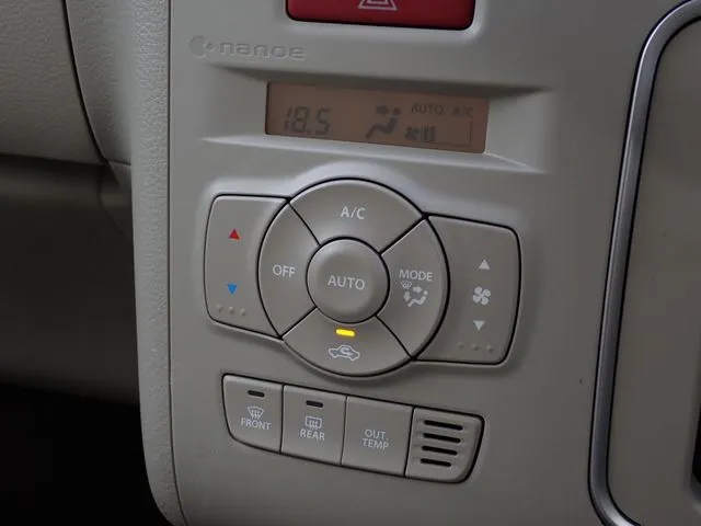 アルト ラパン(スズキ)の車両写真