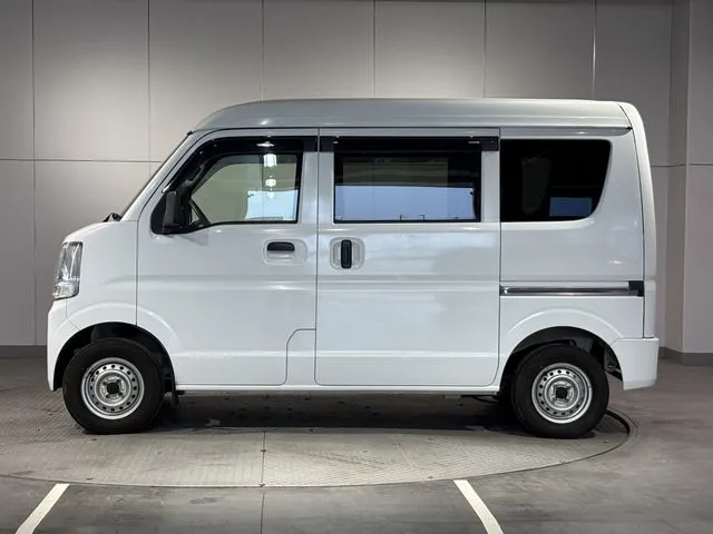 スズキ　エブリイバン　４ＷＤ