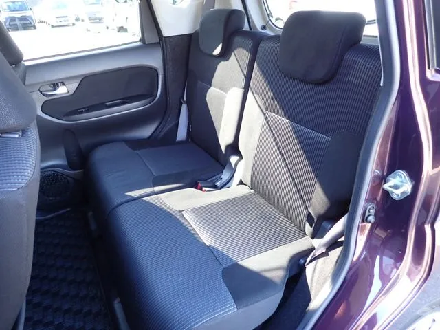 ダイハツ　ムーヴ