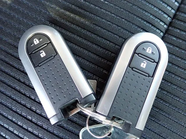 ダイハツ　ムーヴ