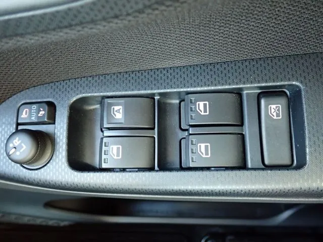 ダイハツ　ムーヴ