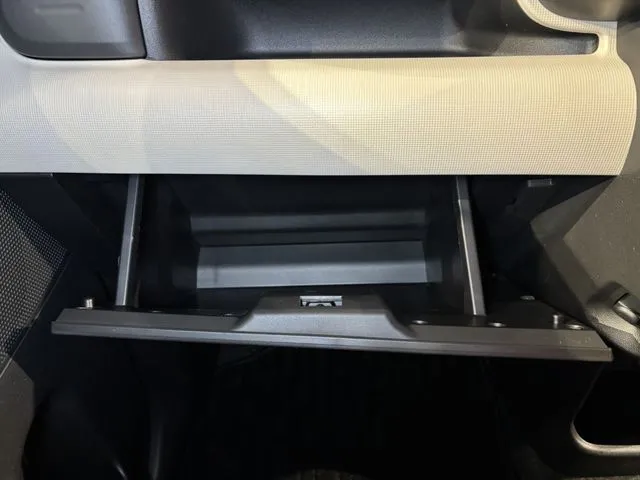 ムーヴ　キャンバス　４ＷＤ（ダイハツ）の車両写真