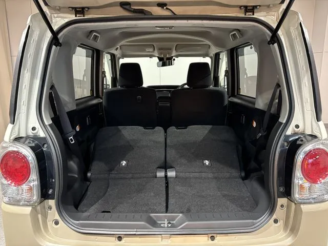 ムーヴ　キャンバス　４ＷＤ（ダイハツ）の車両写真