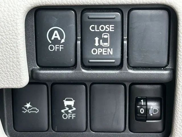 デイズ　ルークス（ニッサン）の車両写真